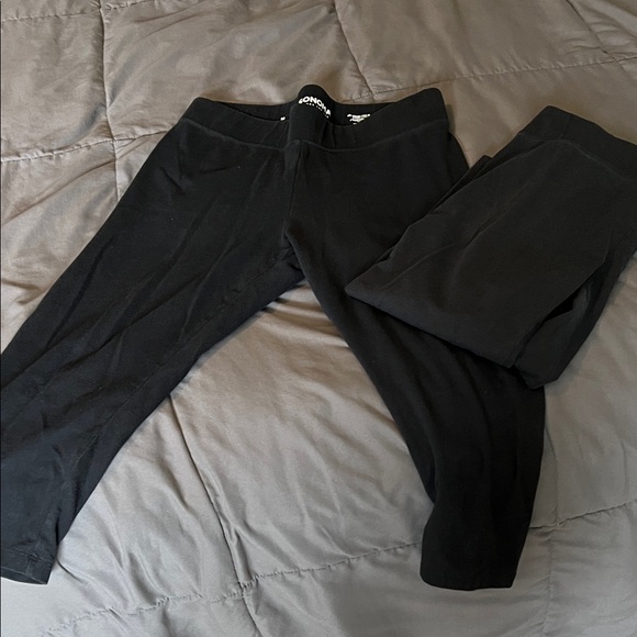 2 pairs Sonoma black medium Capri legging - Picture 1 of 7
